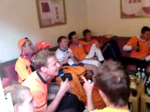 vvHardinxveld zaterdag 1 - Let me be the one