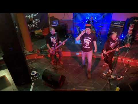 CRIDA SALVATGE- TERRORISME D'AUTOR (Directe a l'incívic-Festi Internacional "KE FUTURO?")