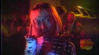 Lolo Zouaï - FOR THE CROWD 👥 (Dreamy Version)