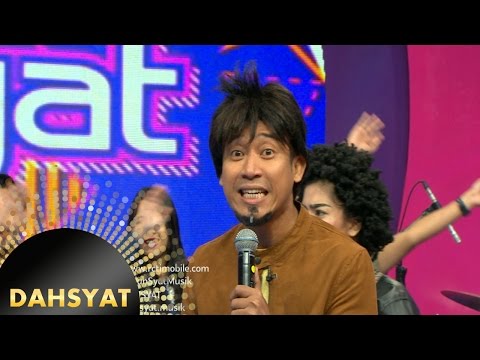 Lucunya Denny Caguurrrr Jadi Boms 2 Nyanyi 'Bukan Diriku' [DahSyat] [22 Nov 2016]