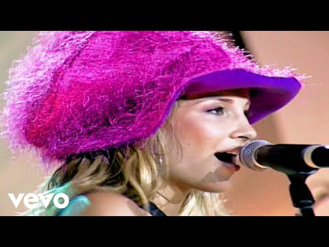 Babado Novo, Claudia Leitte - D'yer Mak'er (Ao Vivo)