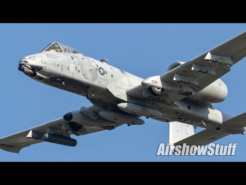 Dual A-10 Field Attack Demo - EAA AirVenture Oshkosh 2019