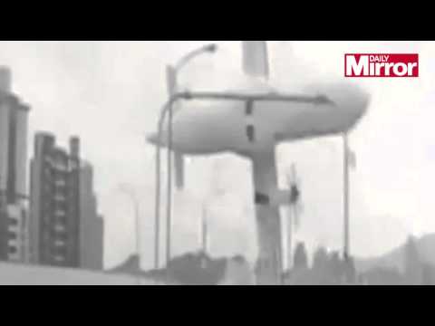 Taiwan TransAsia plane crash: Listen to 'radio recording of pilot's mayday call' bef