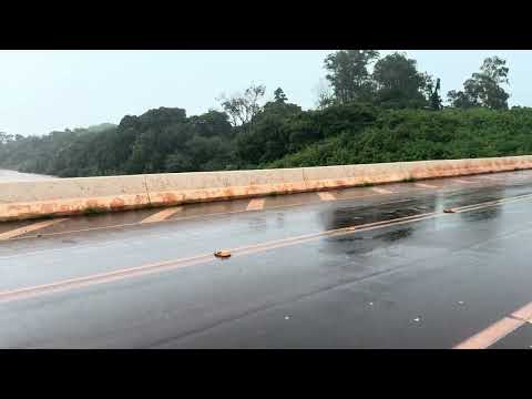 Rio das cinzas entre Bandeirantes e Itambaracá Pr 