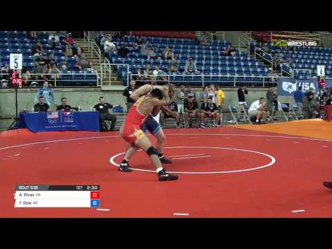 Junior FS 160 Round of 64 - Arturo Rivas (CA) vs. Tyler Dow (WI)