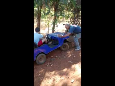 Na Fazenda Do Vovô video