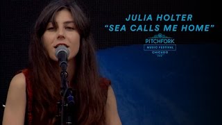 Julia Holter Performs "Sea Calls Me Home" | Pitchfork Music Festival 2016