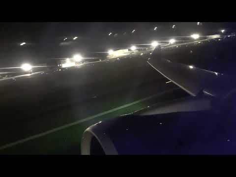 STORMY TAKEOFF FROM RICHMOND | Breeze Airlines | A220-300