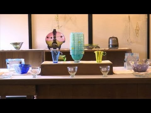 YouTube Video ガラス工芸家・宮城島久芳さんの作品展　静岡・袋井市