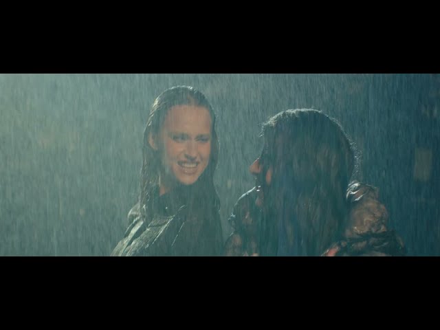 Komm In Meine Arme von Lune & Celine ((jetzt ansehen))