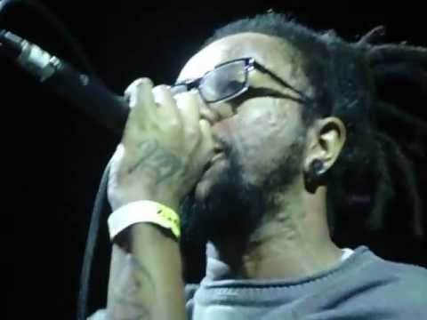 RAEL DA RIMA (FESTA ZUMBIDO)- Caramba