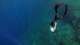 preview picture of video 'Freediving at Cabilao Island Bohol'