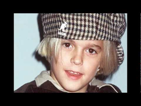 Video thumbnail for Tell Me How to Make You Smile