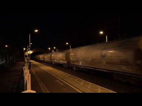 66618 678S 2000 Tunstead Sdgs to West Thurrock Sidings Fhh passing beeston