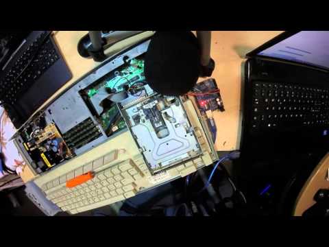 supermario  suonata da un floppy drive