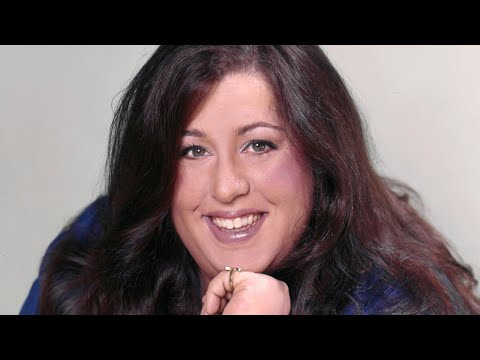 Mama Cass Elliott: Rare Photos & Untold Life Story