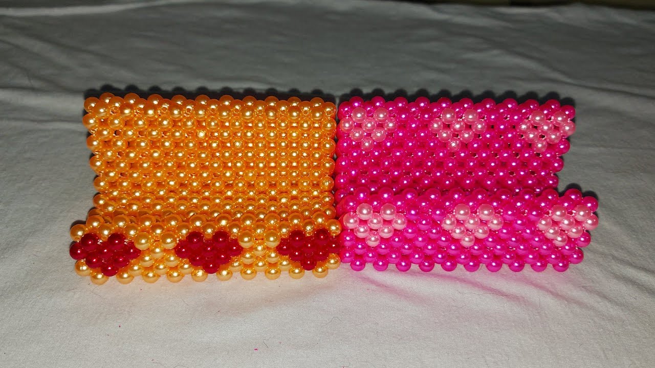 Suporte para Celular de Perola 1/3 By: Mariana Camarate Artes