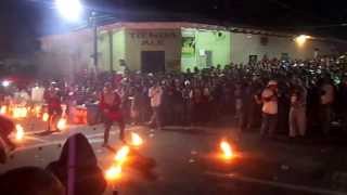 preview picture of video 'Bolas de fuego en Nejapa'