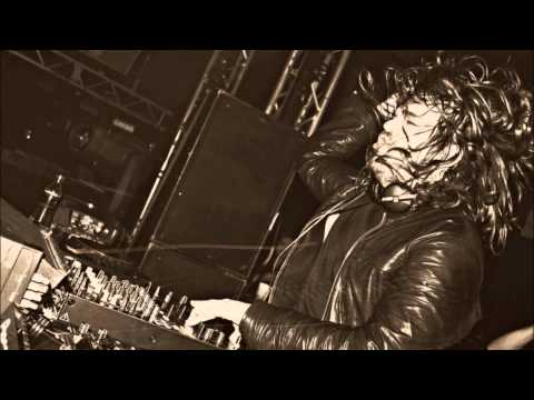 The Aston Shuffle vs Tommy Trash - Sunrise (Won't Get Lost) [Axtone]