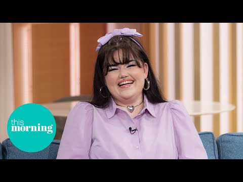 Mae Stephens: The TikTok star who's gone from grocery shop to Glastonbury pop | This Morning