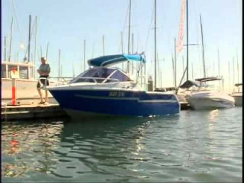 Sapphire aluminium fishing boat