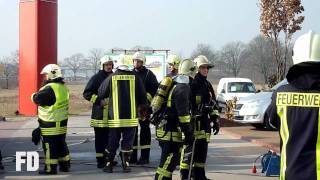 preview picture of video 'Feuer Autohaus - Wassmannsdorf, Am Airport - LDS -  27.02.2011'