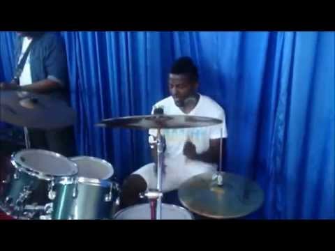 Grupo Revelação, em Centro Cristão semente Viva Part.2