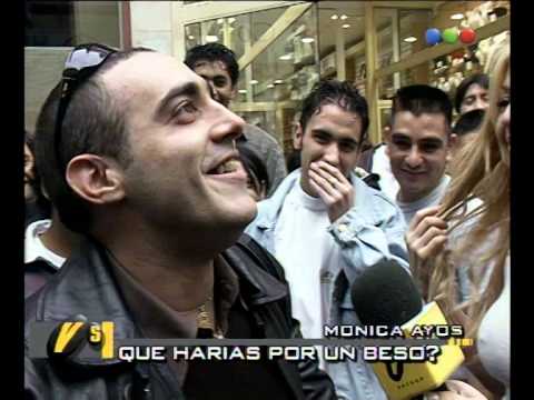 ¿Qué harías por un beso de Mónica Ayos?- Versus
