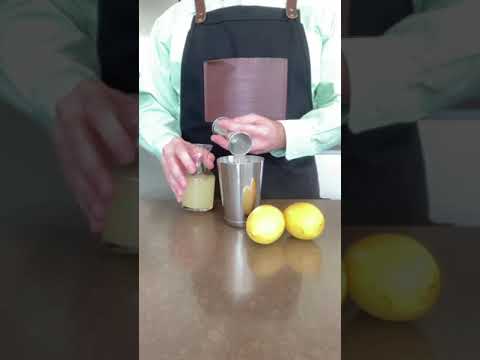 🍸✨White Christmas Cosmo: Festive Twist on a Classic Cocktail! 🎄❄️ #shorts