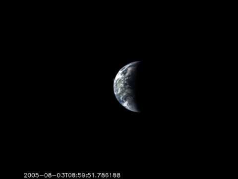 MESSENGER's receding view of Earth (full movie)