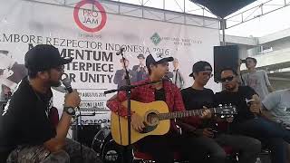 Download lagu Bondan Fade2black Kau Puisi (Jambore Rezpector 2016 solo) mp3