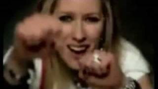 Avril Lavigne - Alone
