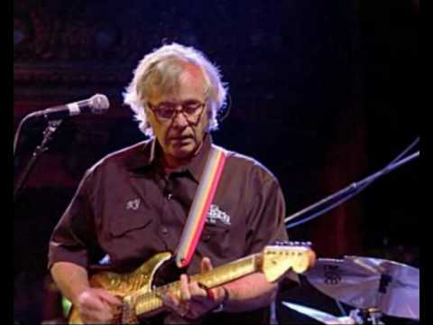 Ry Cooder - Crazy About An Automobile Live