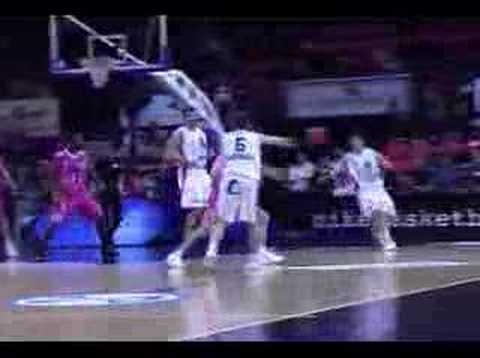 18 08-12-07 BCO-Pepinster - Ivory met een mooie jumper.mpg