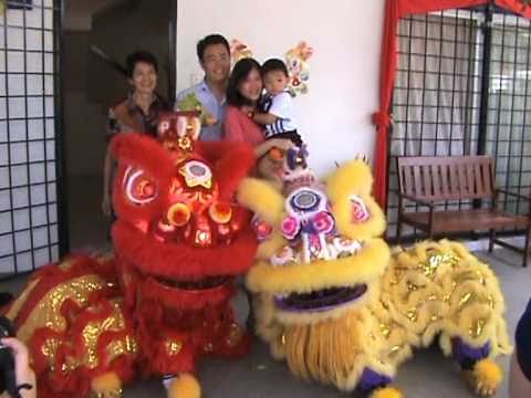Chinese Lion Dance For House Blessings and Good Fortune