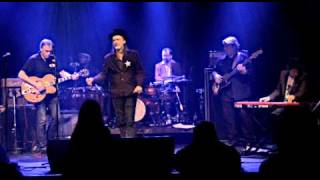 Tuomari Nurmio: Pahaa joulua 21-11-2010 live Tavastialla