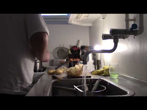 MongoTV_2581 - Mongo Madskole - 2 Svinekoteletter Med Kartofler og Brun Sovs