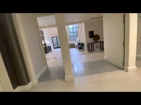 INSANE 8 Floor Thyssenkrupp Hydraulic Elevators