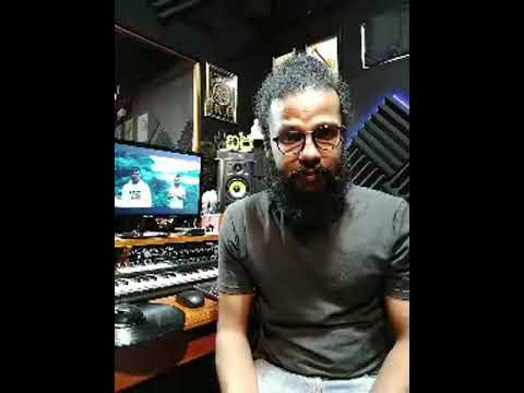 ArtistSunday by AmilaM S01-EP05 p3 - D Smirk