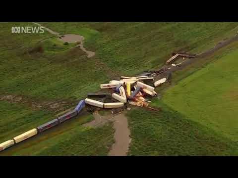 #Breaking : #train derails at Inverleigh, west of #Geelong, #Victoria #Australia