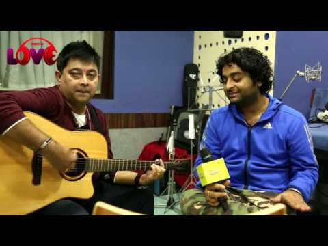 Arijit Singh & Jeet Gannguli sing Medley of Favourite Songs | Raaz Ankhein Teri | Radio Mirchi