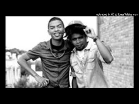 Mampivika Drako_ Mafonja ft Pit Léo 'n' Misié Sayda [VERSION 2016]