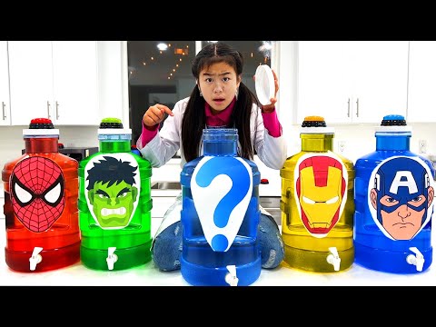 Jannie and Eric Story about Superheroes | Fun with Toys and Colors