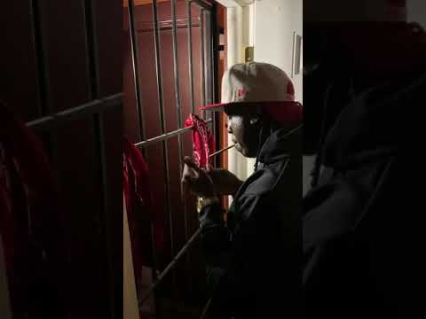 Behind the senses Of My Don’t Call Me Video