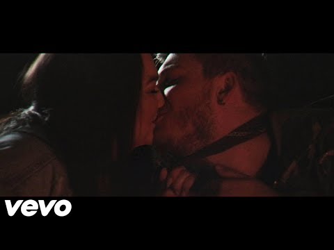 IVONA JOVANOVIĆ - UBAV E OVOJ SVET (OFFICIAL 4K VIDEO)