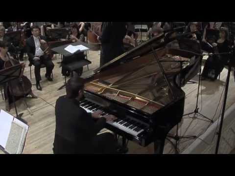 Berezovsky plays Tchaikovsky - Piano Concerto No.2 Op.44 - Movement 1