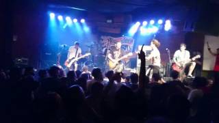 Belvedere - Threes A Crowd - Curitiba Music Hall 2016