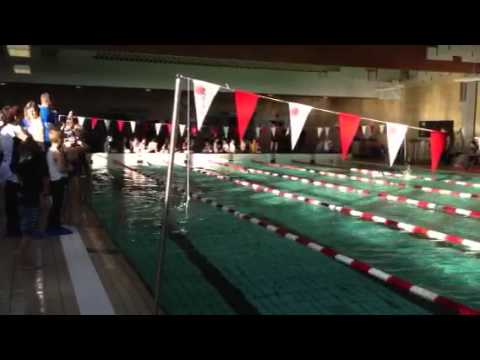 Signe Dahl Johansen til svømmestævne i Vildbjerg