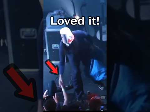 Buckethead LOVED this fan's GIFT ❤️🙏🏻#rock #guitar  #music #buckethead #shorts #guitarist #love