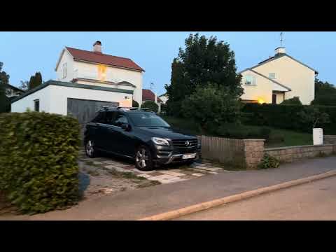 Stockholm Walks: Spånga / Flysta. Evening walk in suburb. 